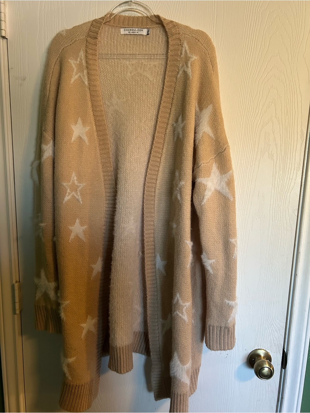 Chic Soul Beige Cardigan with White Star Pattern